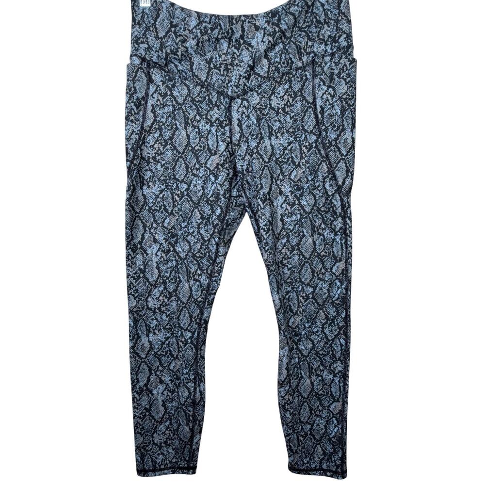 Fabletics Multi Snakeskin Print Oasis Pureluxe Cr… - image 6